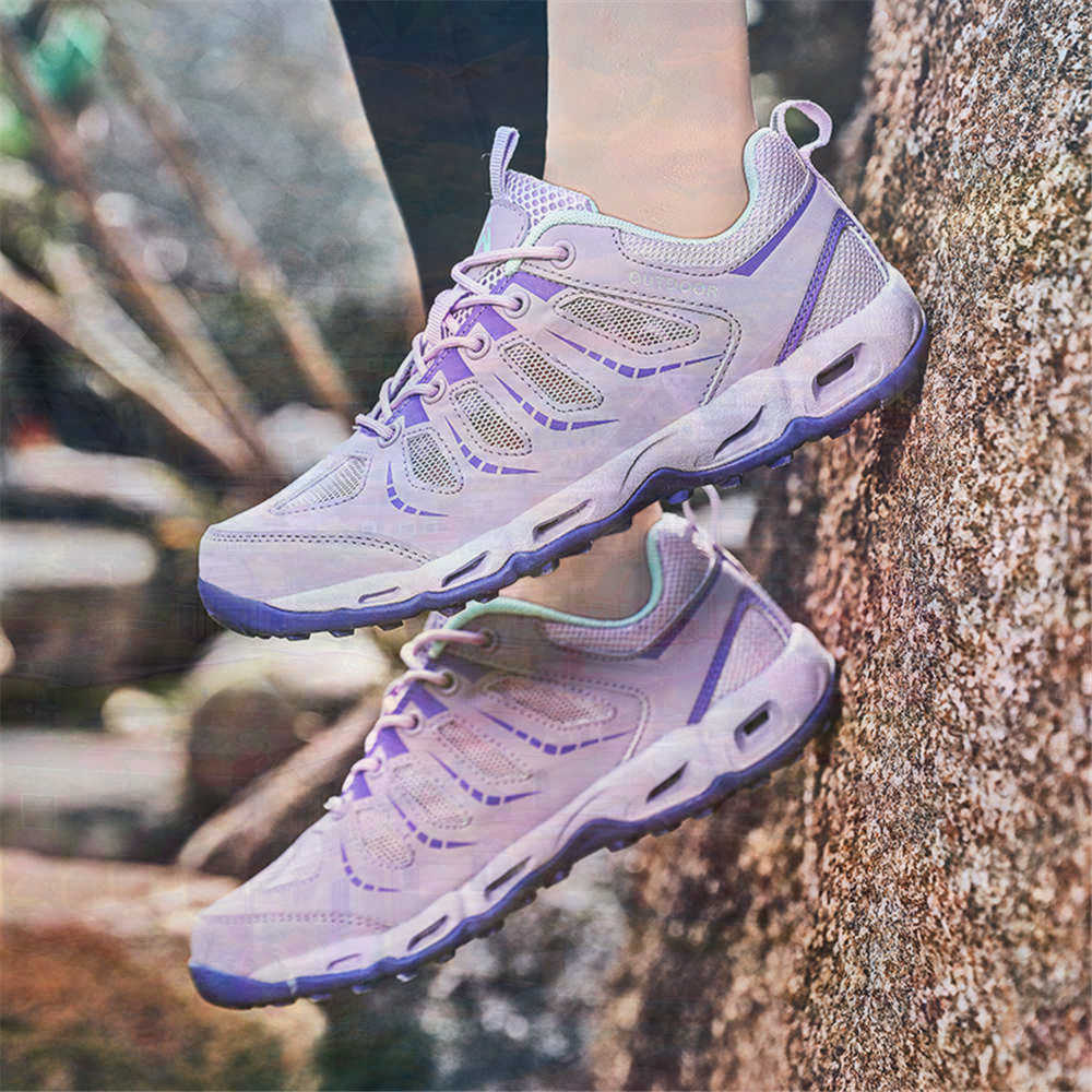 Sumer Round Tip Silver Sneaker - Badminton Outfit 리뷰 및 가격